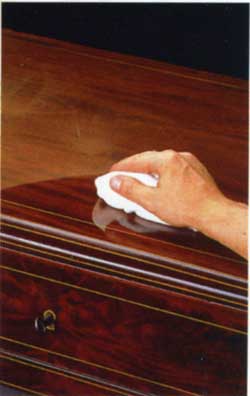 French-Polishing shellac mallorca .